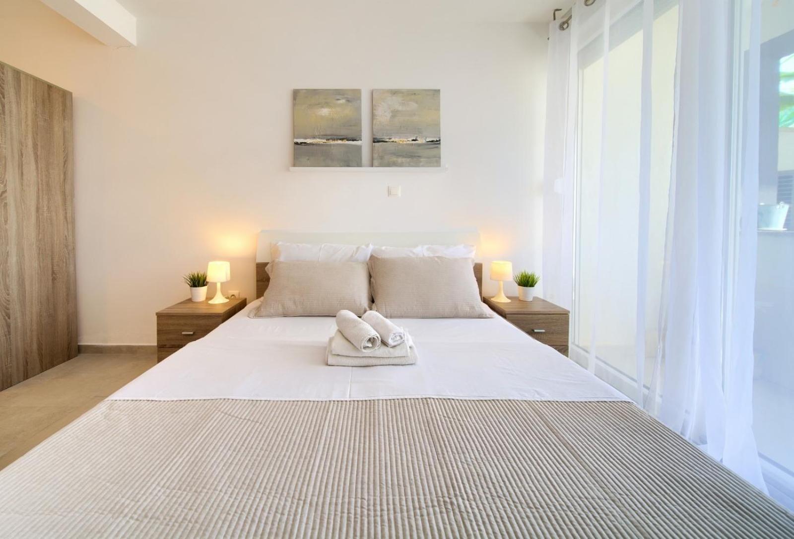 Apartment Sasso Bianco With The Private Pool 니바이스 외부 사진