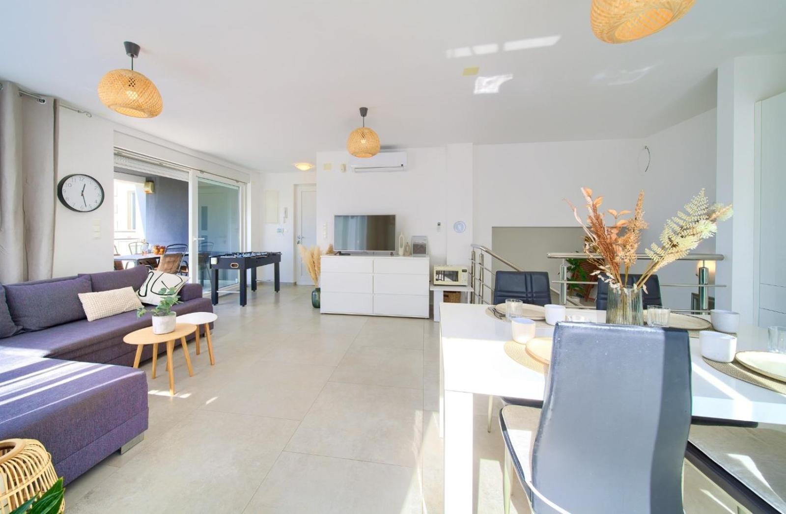 Apartment Sasso Bianco With The Private Pool 니바이스 외부 사진