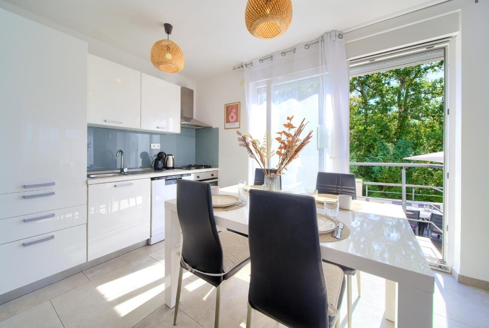 Apartment Sasso Bianco With The Private Pool 니바이스 외부 사진