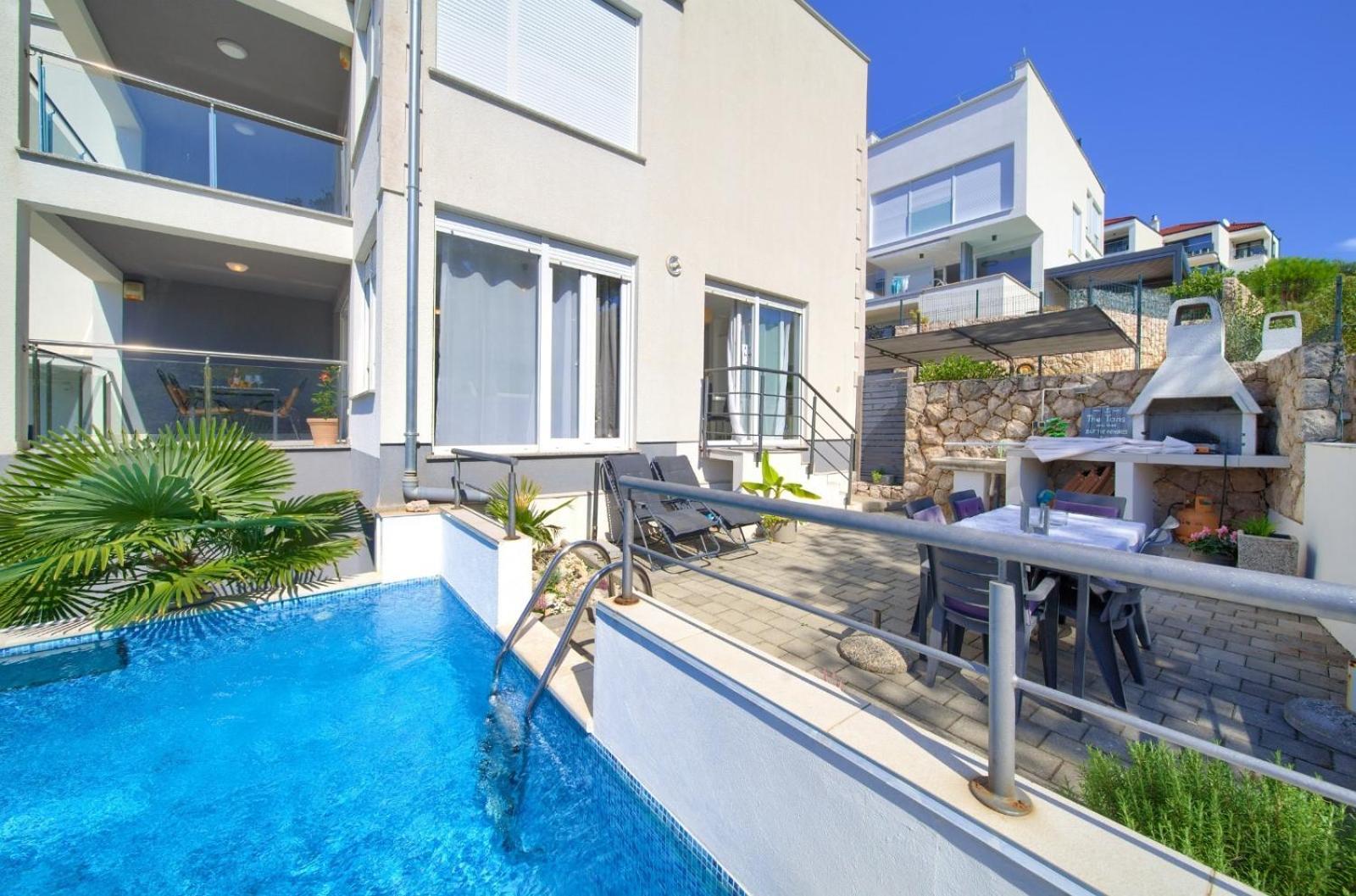 Apartment Sasso Bianco With The Private Pool 니바이스 외부 사진